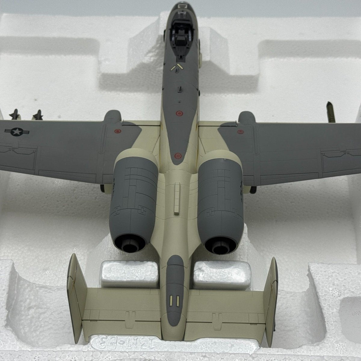 Franklin Mint 1:48 A - 10 Black Lightning Diecast Aircraft Model B11E758 - Franklin Mint