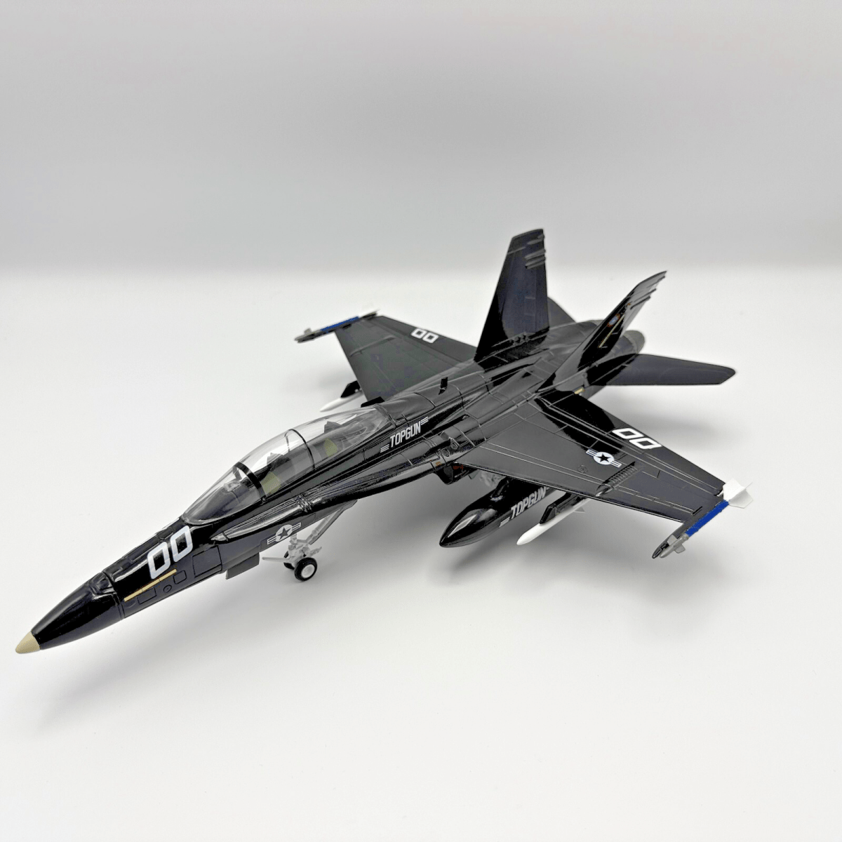 Franklin Mint 1:48 F - 18 Hornet, US Navy, Military Aviation Diecast Model 98073 - Franklin Mint