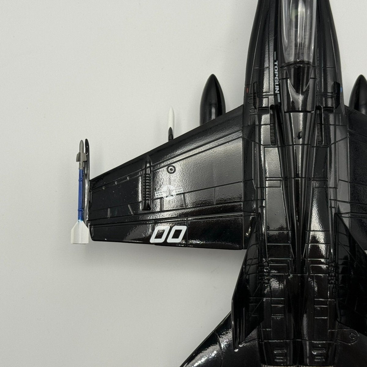 Franklin Mint 1:48 F - 18 Hornet, US Navy, Military Aviation Diecast Model 98073 - Franklin Mint