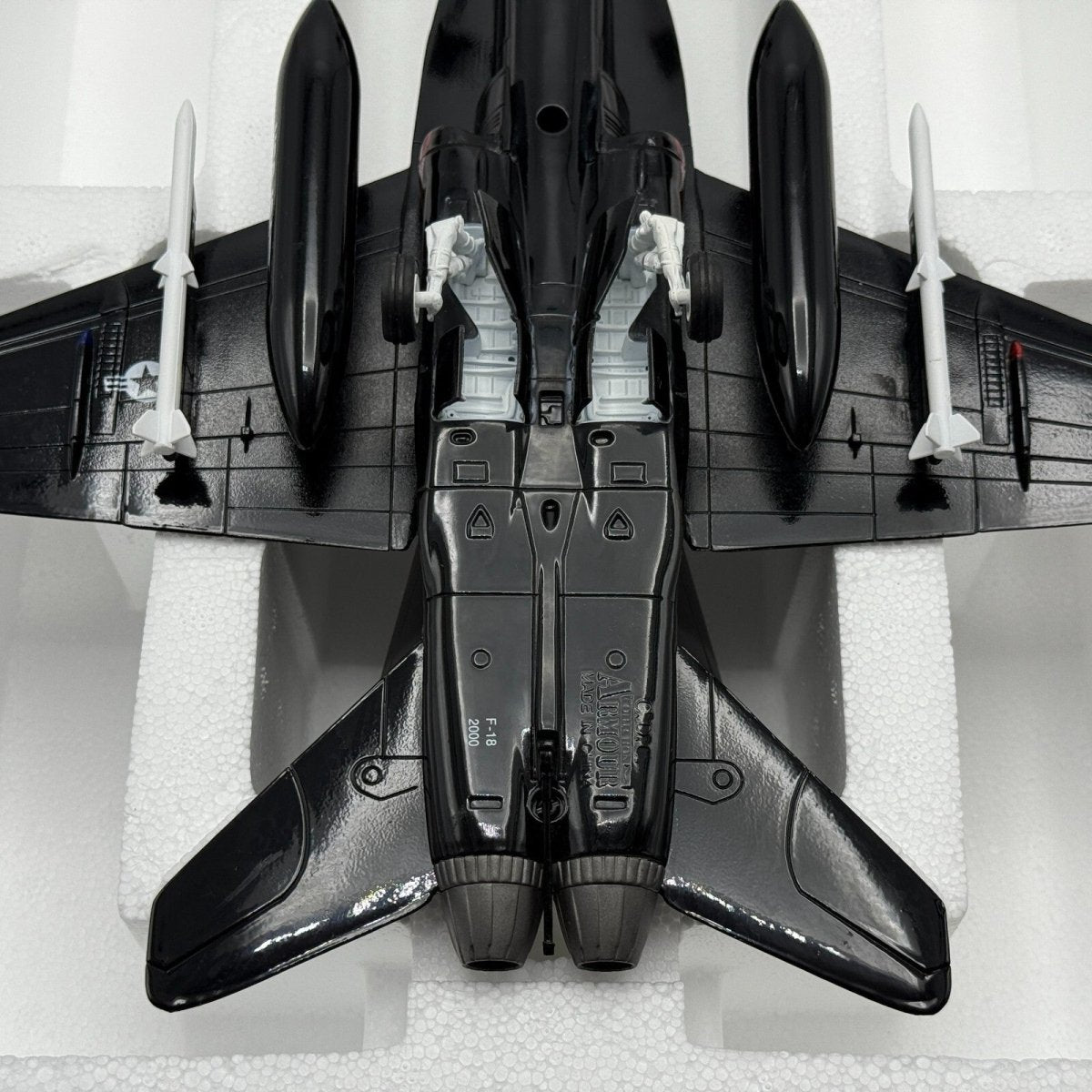 Franklin Mint 1:48 F - 18 Hornet, US Navy, Military Aviation Diecast Model 98073 - Franklin Mint