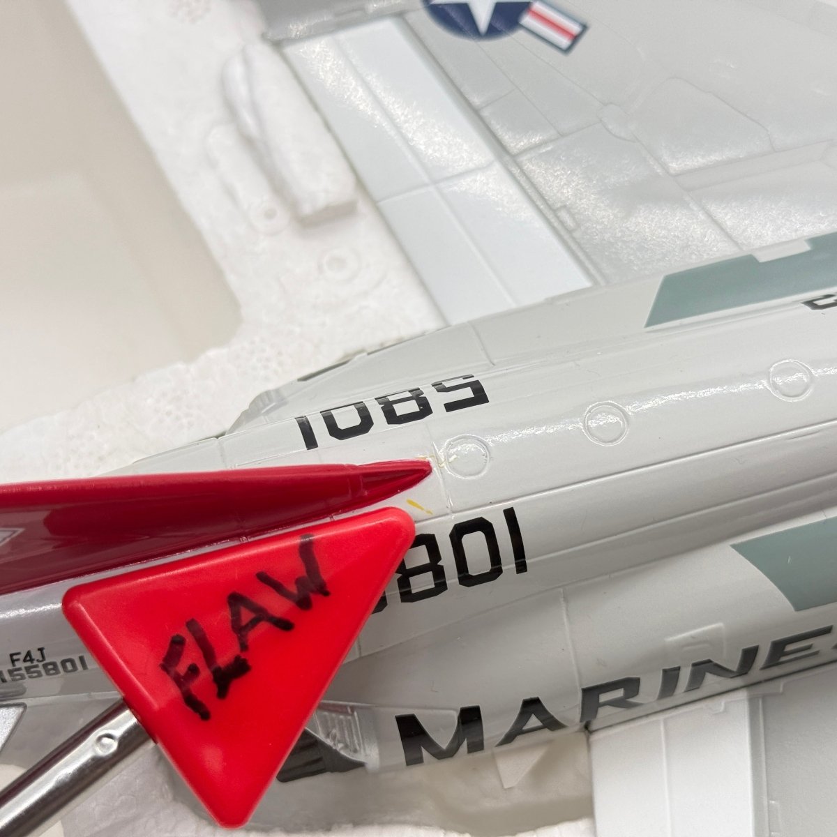 Franklin Mint Armour 98003 1:48 F-4J Phantom II USMC VMFA-232 Red Devils *ISSUES* - Franklin Mint