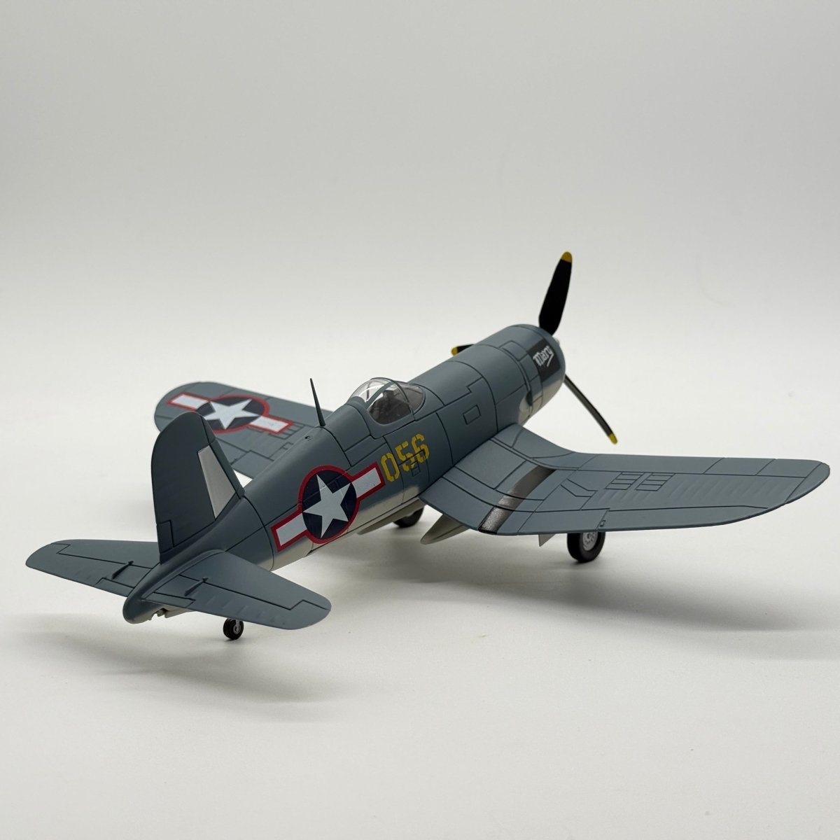 Franklin Mint ART 98091 1:48 FG-1A F4U Corsair Mary USMC VMF-121 056 Francis Pierce Peleliu 1944 - Franklin Mint