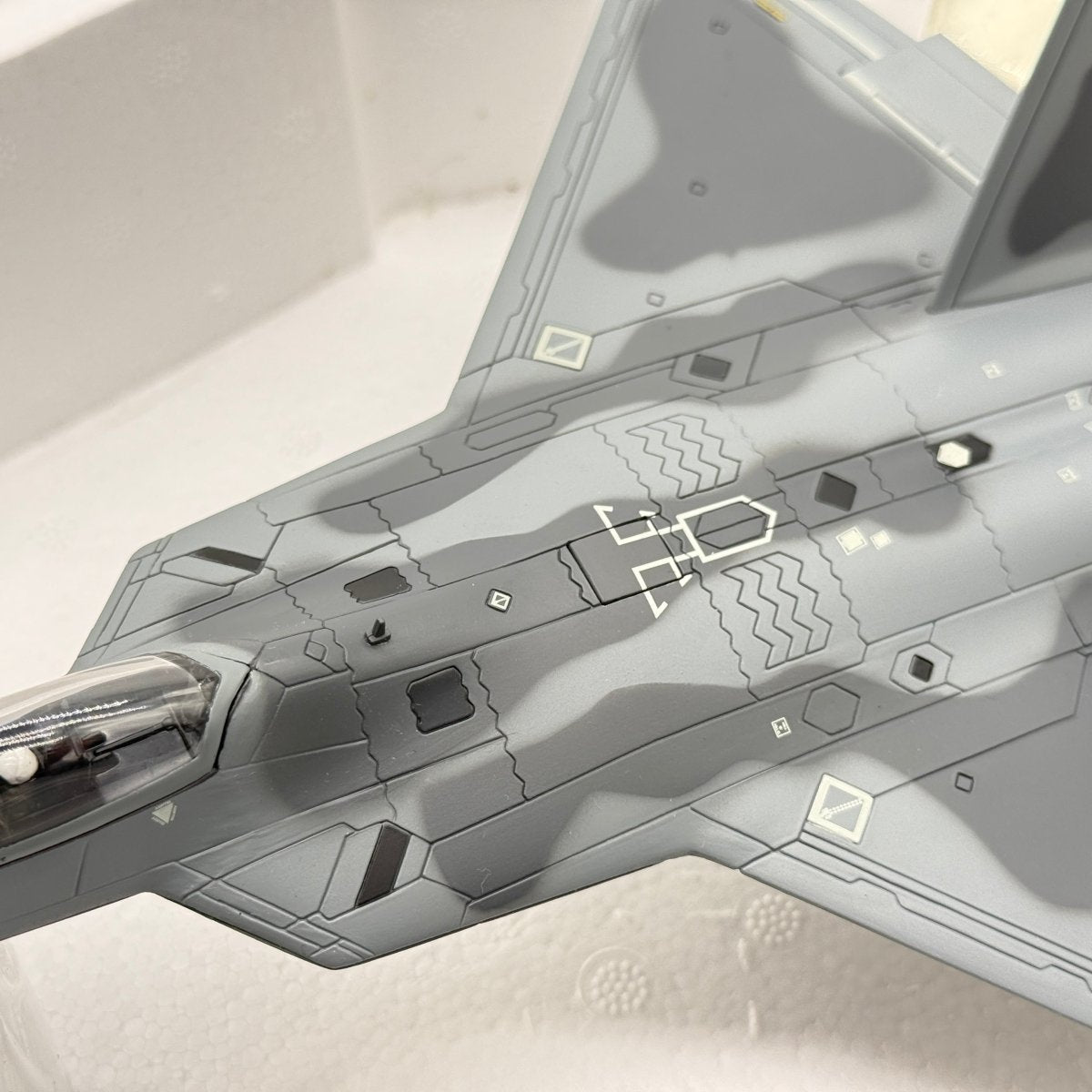 Gaincorp 6002 1:72 Lockheed F - 22A "Raptor 02" - GAINCORP