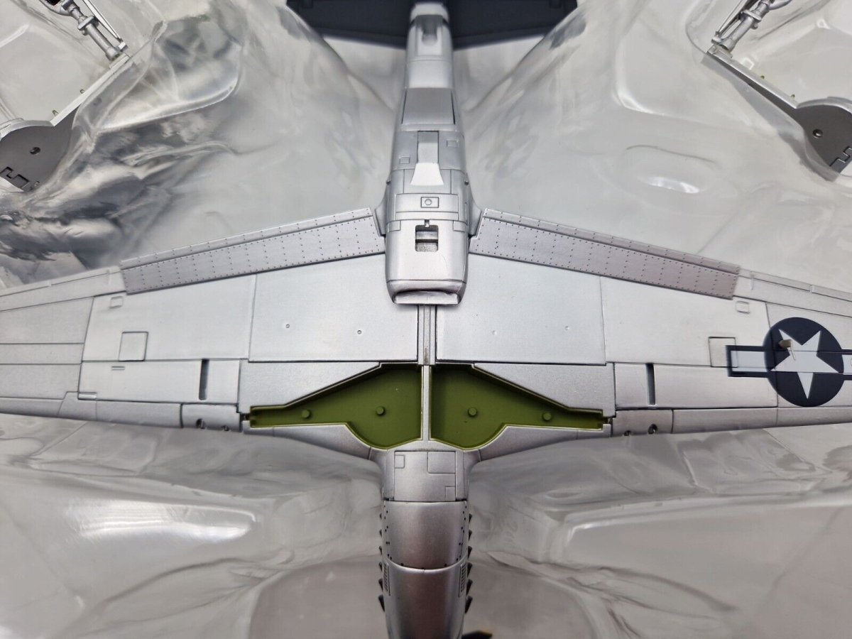 Hobby Master 1:48 P - 51C USAAF 23rd FG 75th FS Flying Tigers Little Jeep HA8505 - Hobby Master