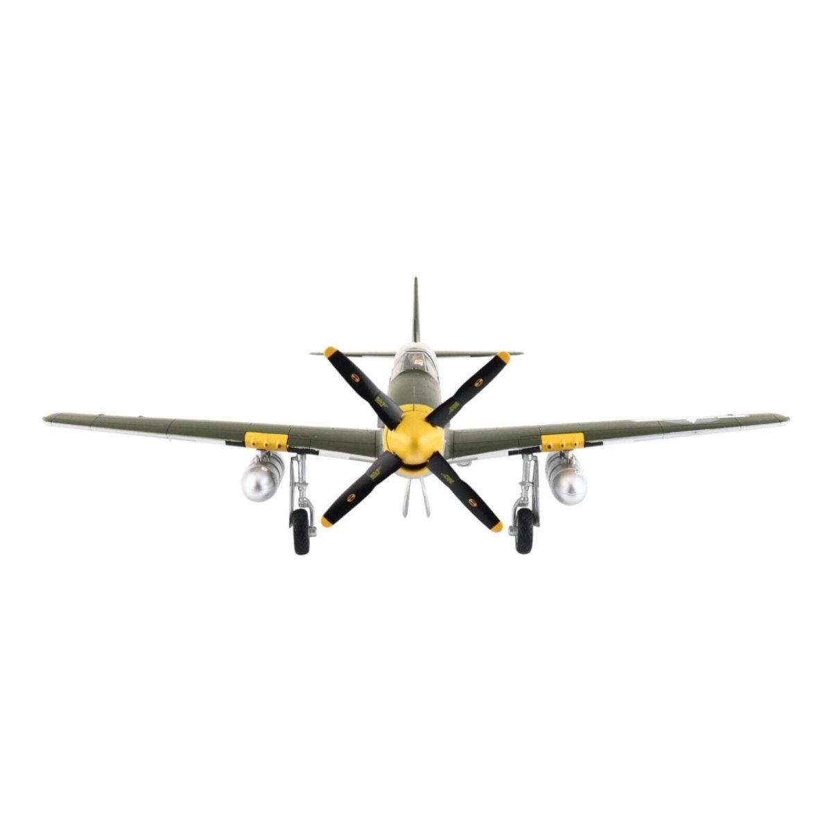 Hobby Master 1:48 P - 51D Mustang 413926, 375th FS, 8th AF, July 1944 Model HA7753 - Hobby Master