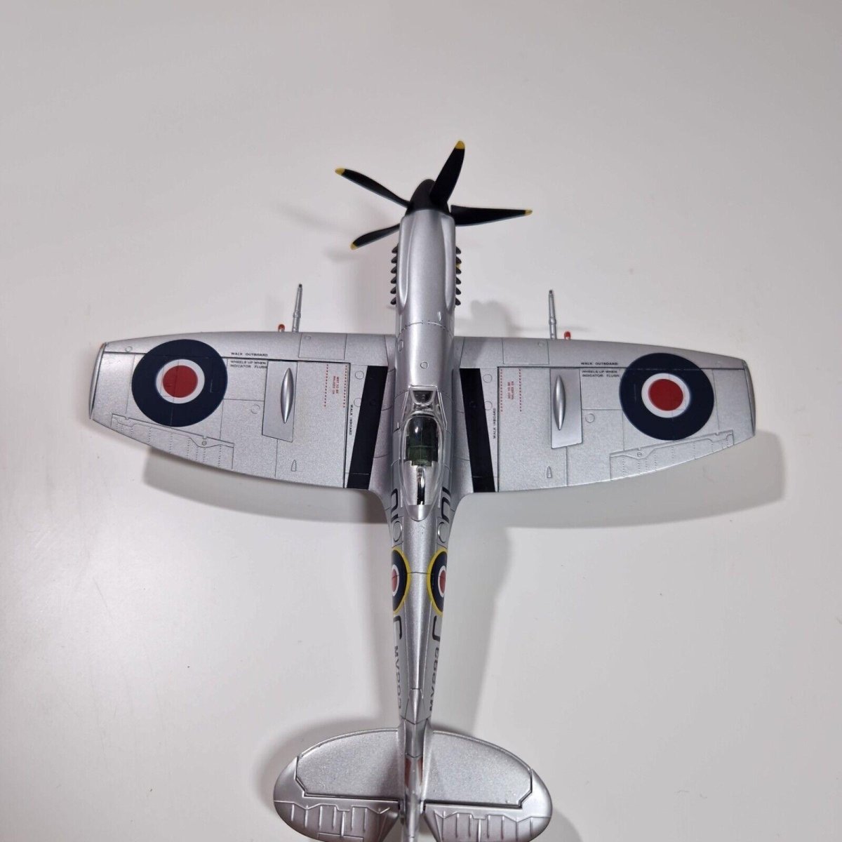 Hobby Master 1:48 Supermarine Spitfire XIV MV293 Limited Edition HA7107 - Hobby Master