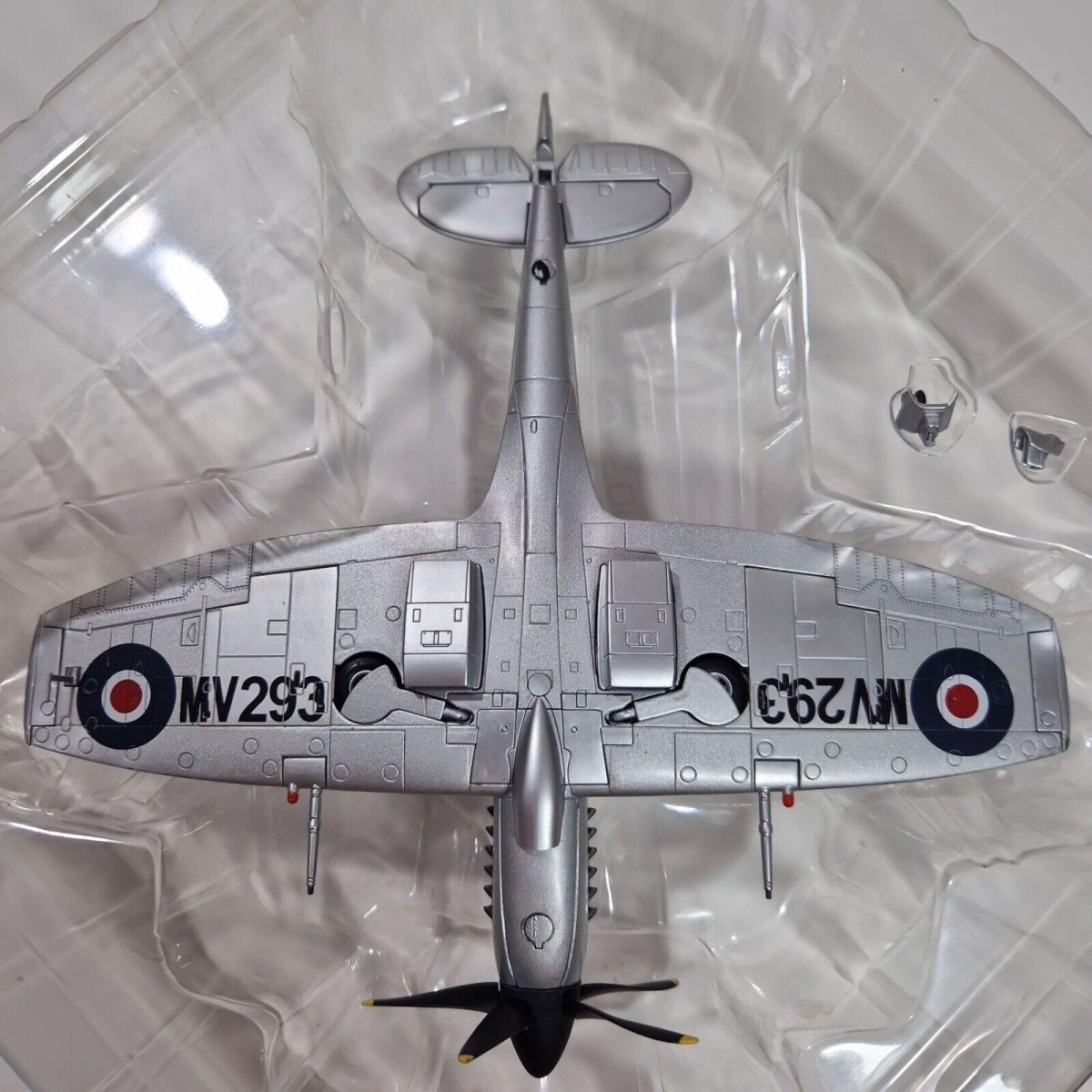 Hobby Master 1:48 Supermarine Spitfire XIV MV293 Limited Edition HA7107 - Hobby Master