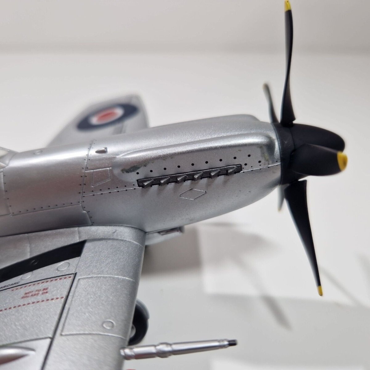 Hobby Master 1:48 Supermarine Spitfire XIV MV293 Limited Edition HA7107 - Hobby Master