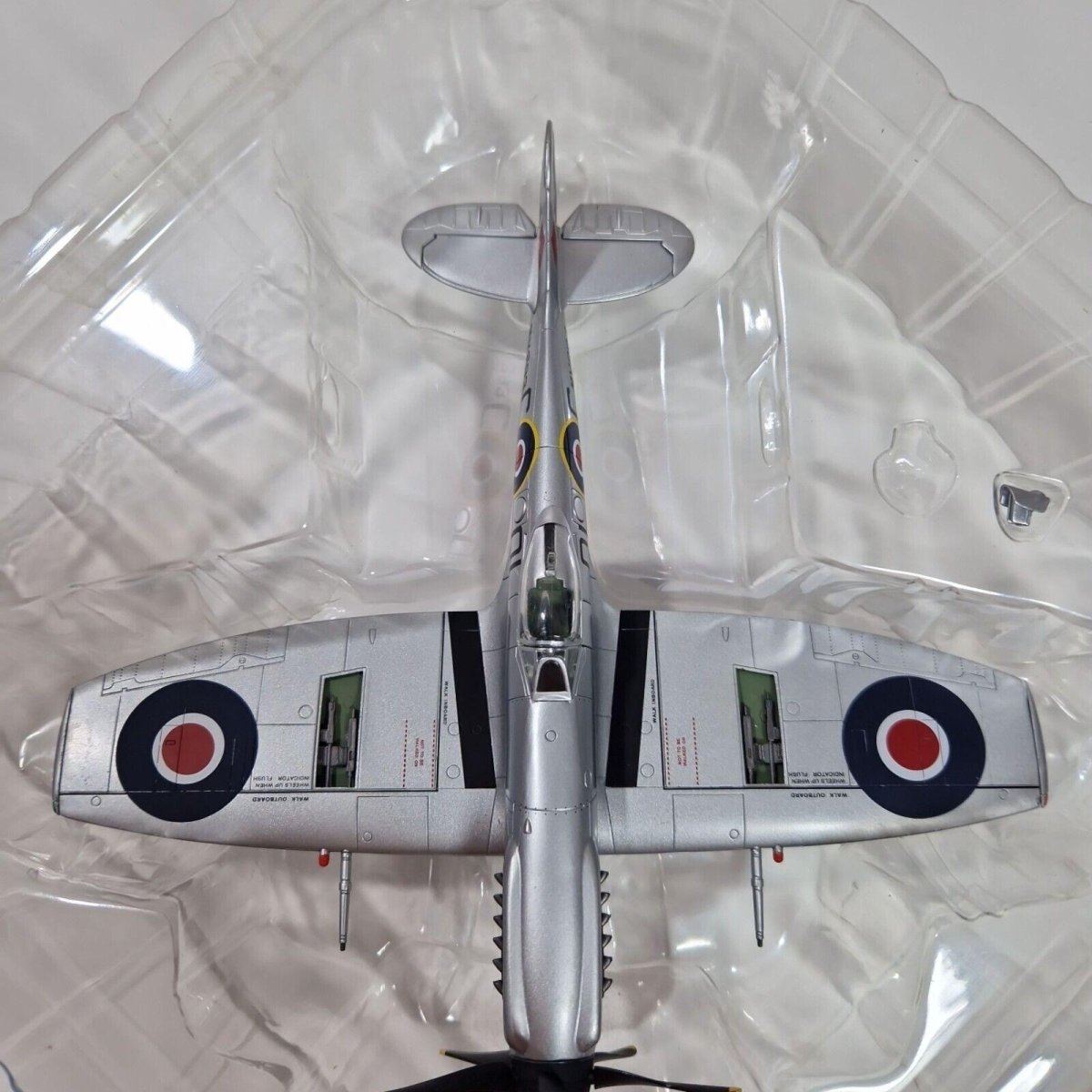 Hobby Master 1:48 Supermarine Spitfire XIV MV293 Limited Edition HA7107 - Hobby Master