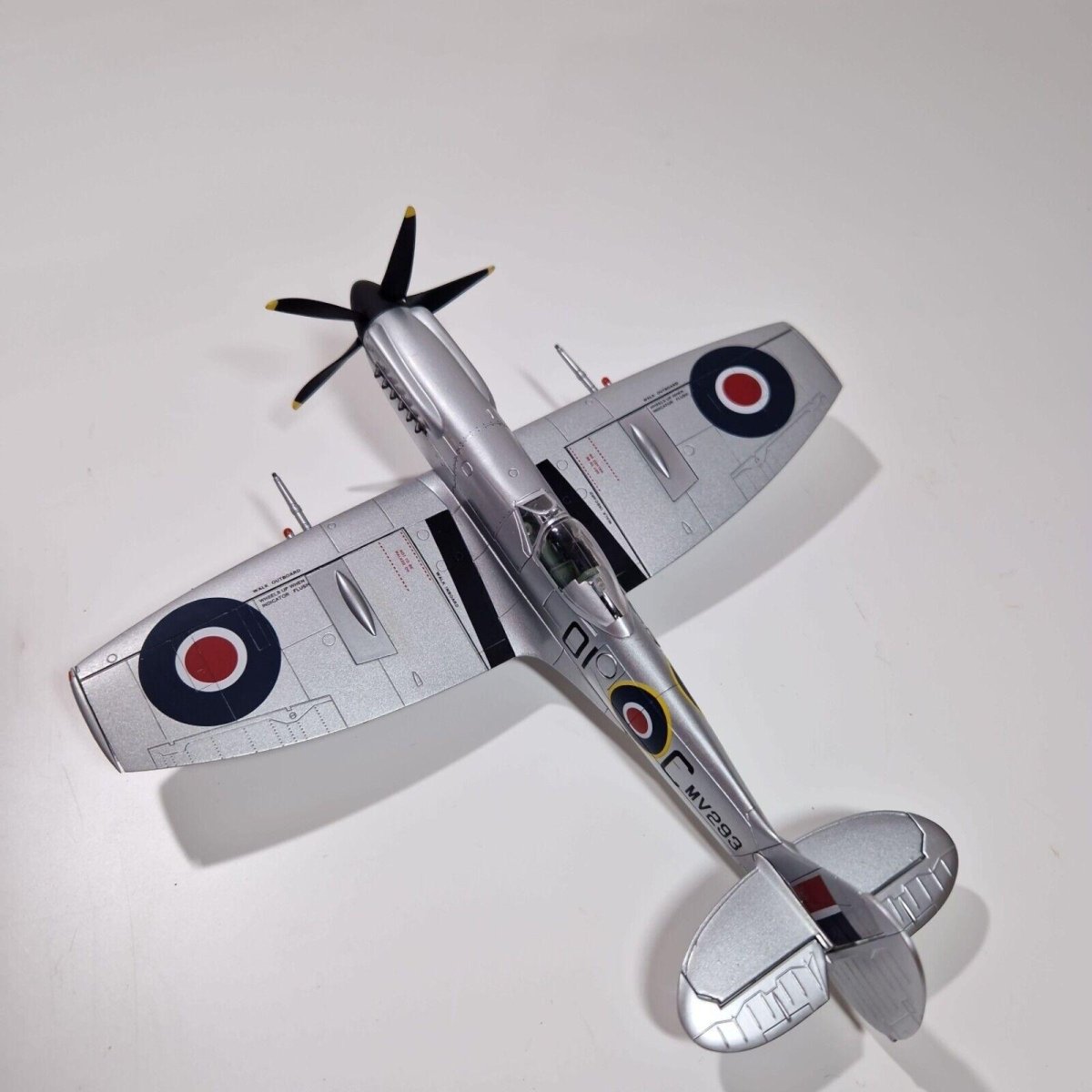 Hobby Master 1:48 Supermarine Spitfire XIV MV293 Limited Edition HA7107 - Hobby Master