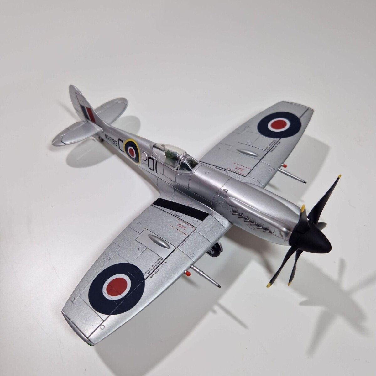 Hobby Master 1:48 Supermarine Spitfire XIV MV293 Limited Edition HA7107 - Hobby Master