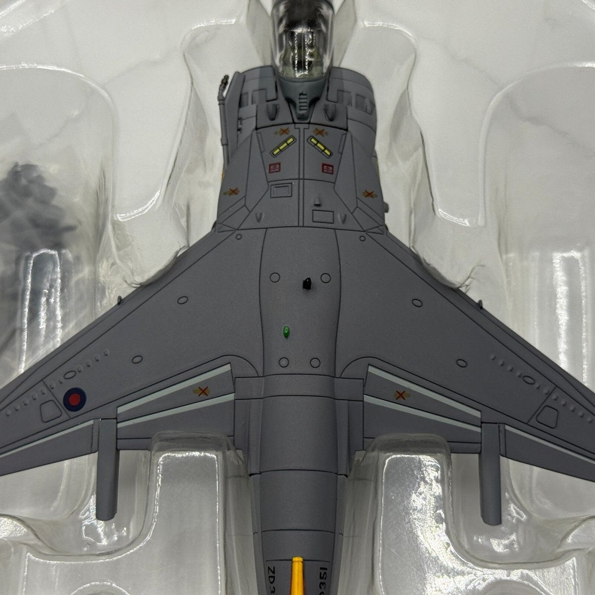 Hobby Master 1:72 AV - 8B Harrier II Plus, 800 NAS Disbandment Scheme, HA2612 - Hobby Master
