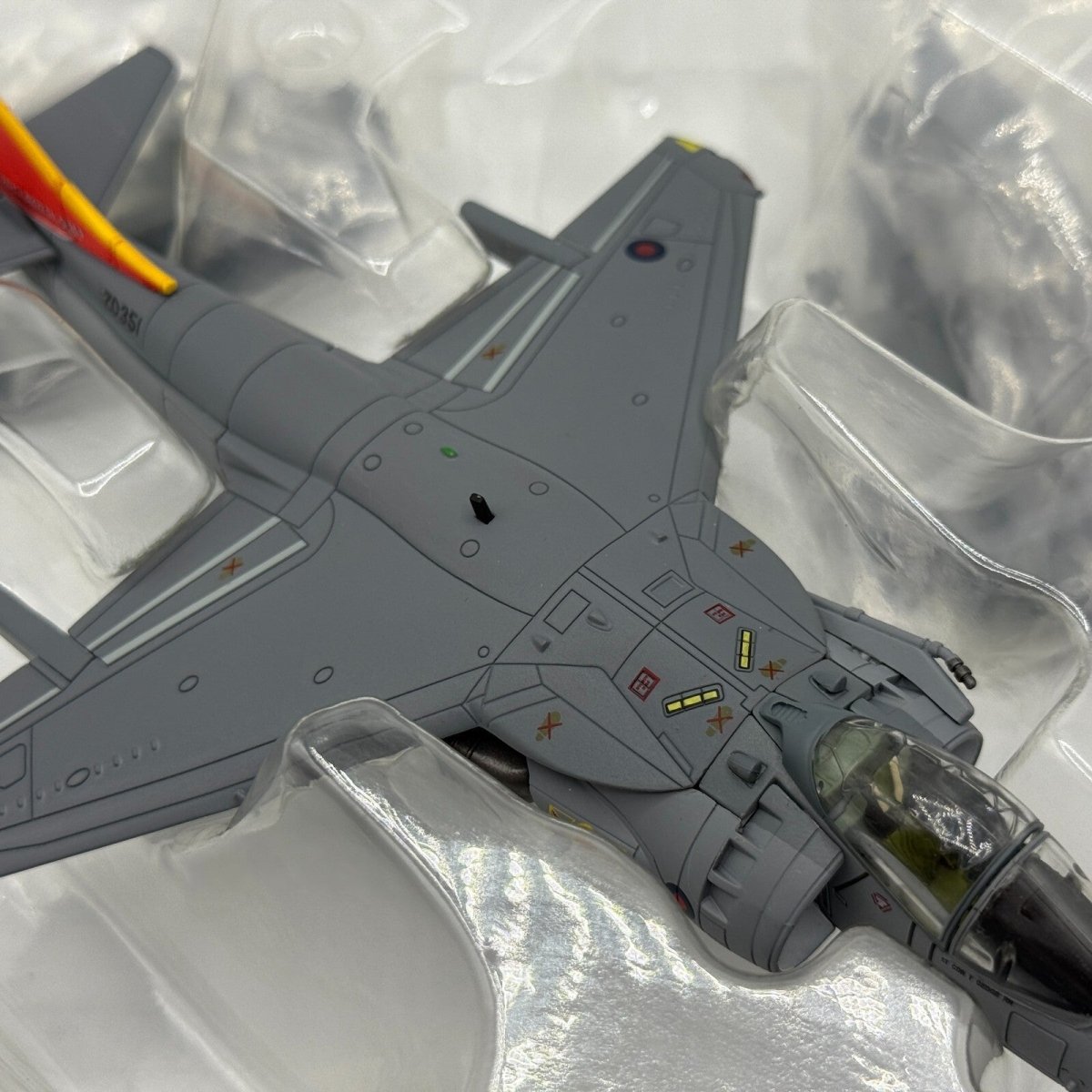 Hobby Master 1:72 AV - 8B Harrier II Plus, 800 NAS Disbandment Scheme, HA2612 - Hobby Master
