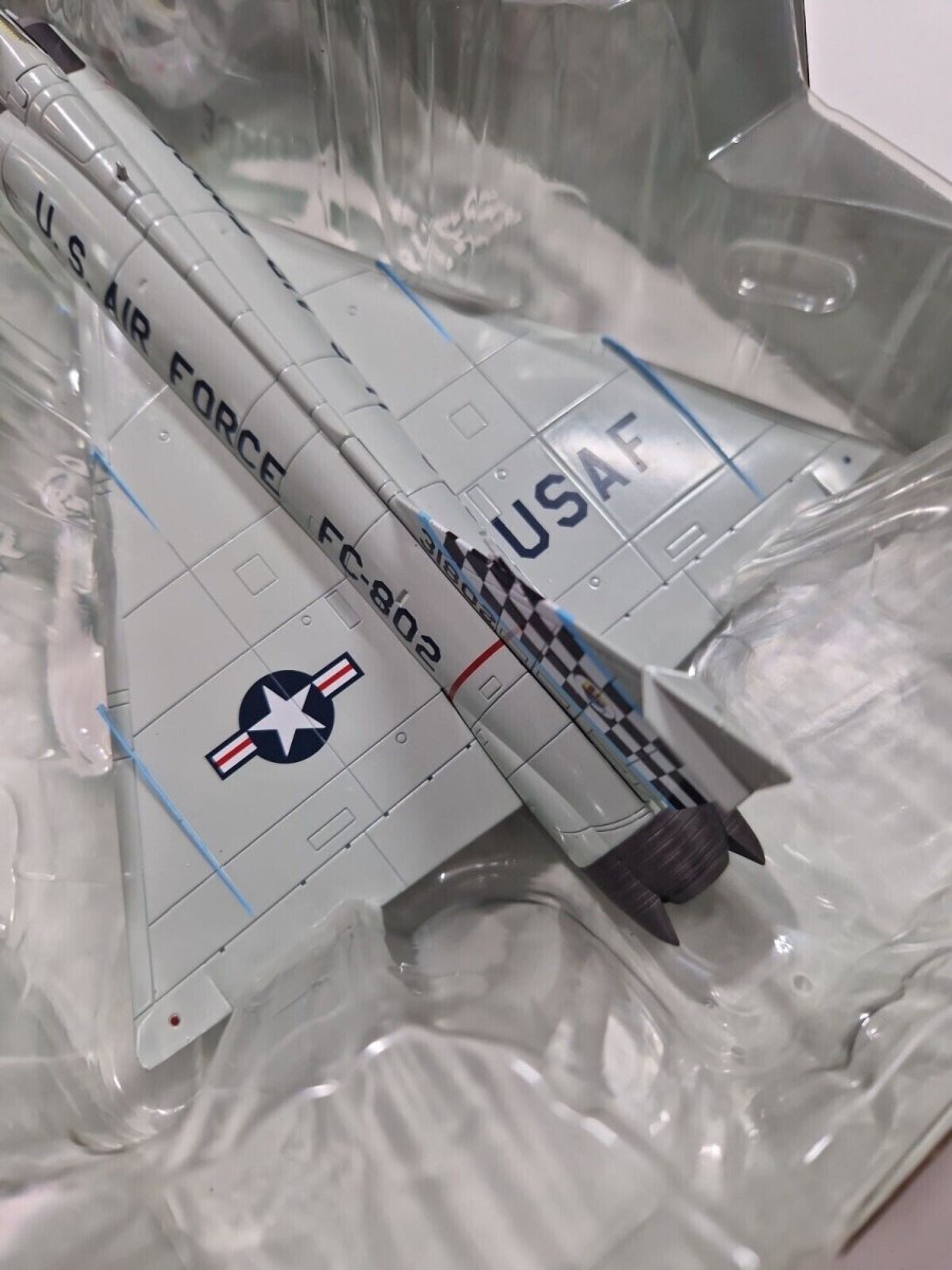 Hobby Master 1:72 Convair F - 102A Delta Dagger USAF 16th FIS, Naha AFB HA3111 - Hobby Master