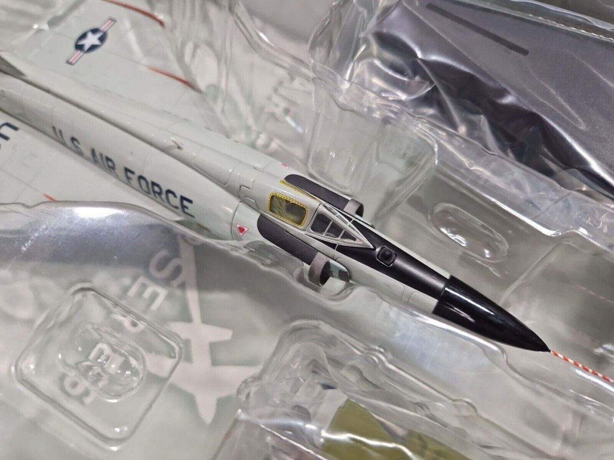 Hobby Master 1:72 F - 102A Delta Dagger, 111TH FIS TX ANG Ellington Field HA3110 - Hobby Master