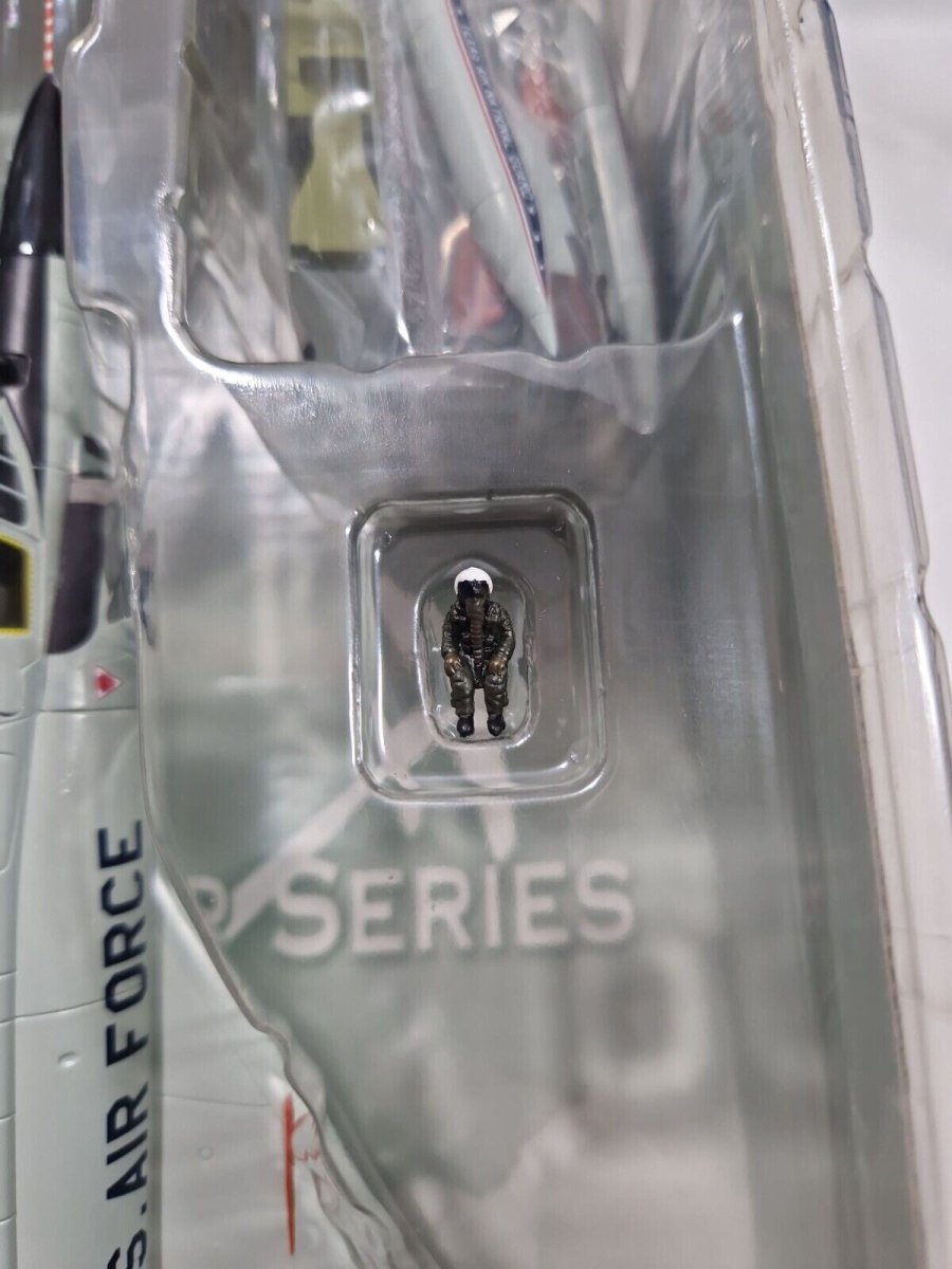 Hobby Master 1:72 F - 102A Delta Dagger, 111TH FIS TX ANG Ellington Field HA3110 - Hobby Master