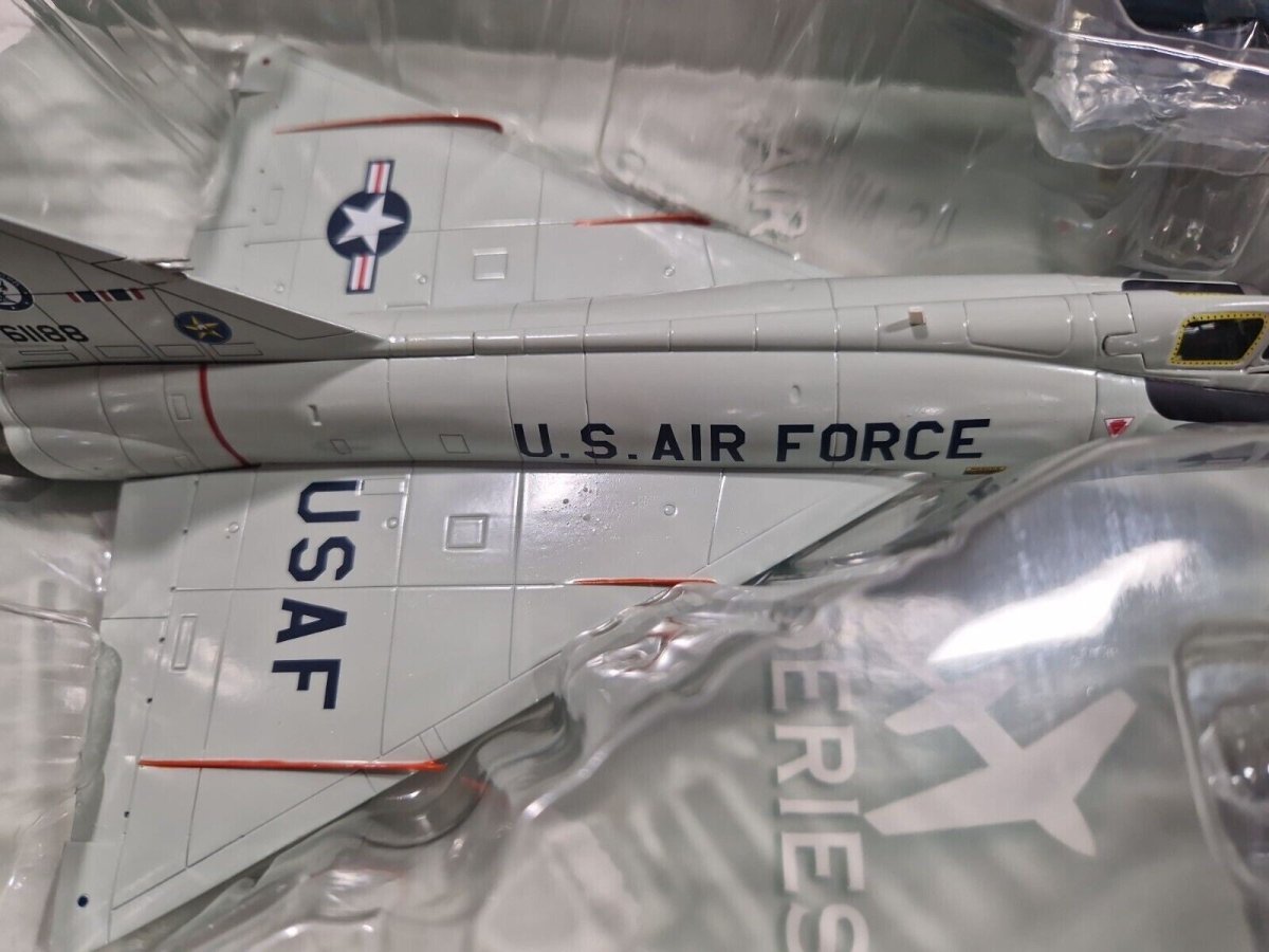 Hobby Master 1:72 F - 102A Delta Dagger, 111TH FIS TX ANG Ellington Field HA3110 - Hobby Master