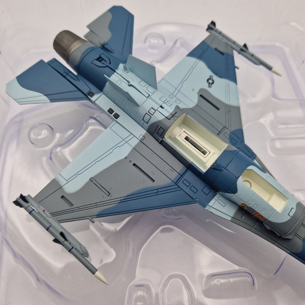Hobby Master 1/72 F - 16C Fighting Falcon 64th AGRS Blue Flanker Model HA38032 - Hobby Master