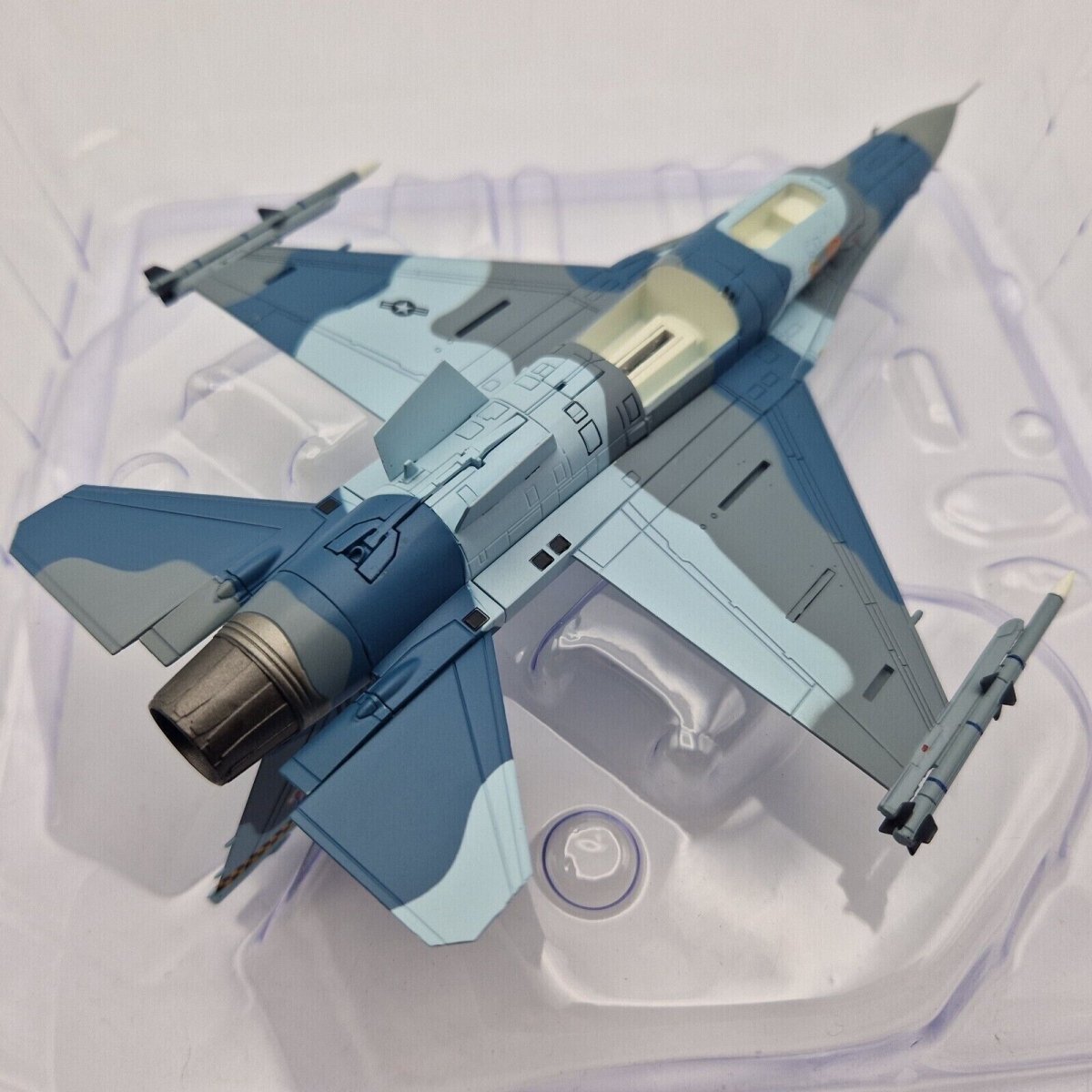 Hobby Master 1/72 F - 16C Fighting Falcon 64th AGRS Blue Flanker Model HA38032 - Hobby Master