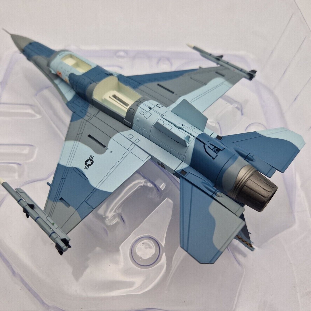 Hobby Master 1/72 F - 16C Fighting Falcon 64th AGRS Blue Flanker Model HA38032 - Hobby Master