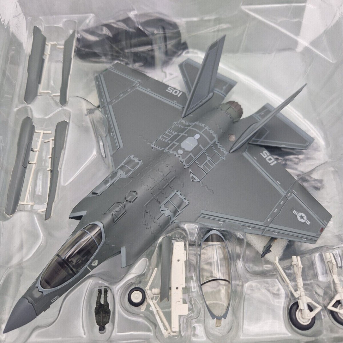 Hobby Master 1/72 F - 35C Lightning II USN VX - 9 Vampires, XE105 Edwards AFB HA6207 - Hobby Master