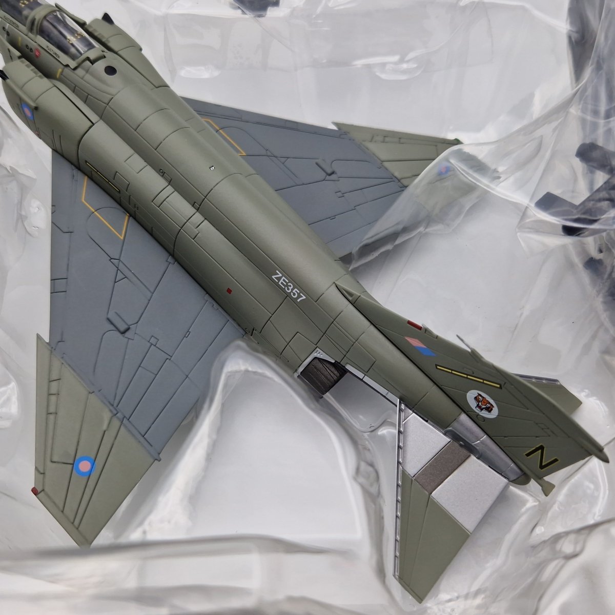 Hobby Master 1:72 F - 4J Phantom II, RAF, No. 74 Sqn, HA1986 - Hobby Master