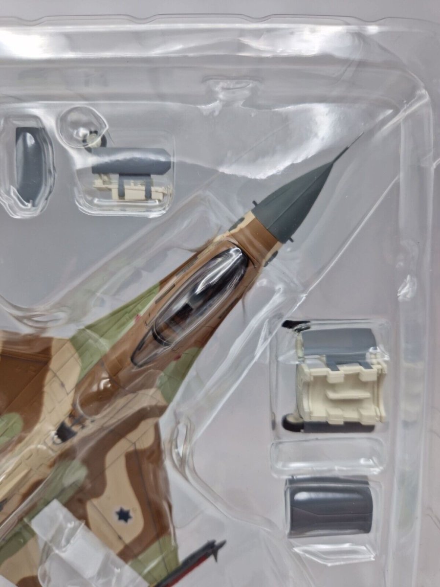 Hobby Master 1:72 F - 16A Netz IDF/AF 115th (Flying Dragon) Sqn Israel HA3825 - Hobby Master