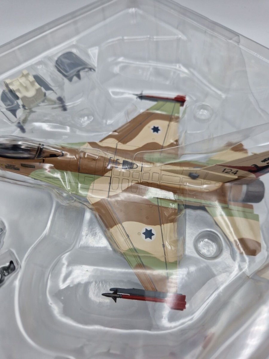 Hobby Master 1:72 F - 16A Netz IDF/AF 115th (Flying Dragon) Sqn Israel HA3825 - Hobby Master