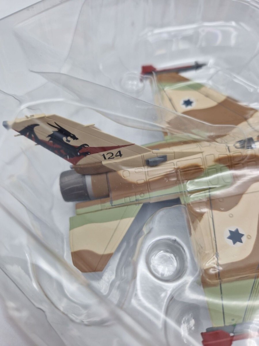 Hobby Master 1:72 F - 16A Netz IDF/AF 115th (Flying Dragon) Sqn Israel HA3825 - Hobby Master