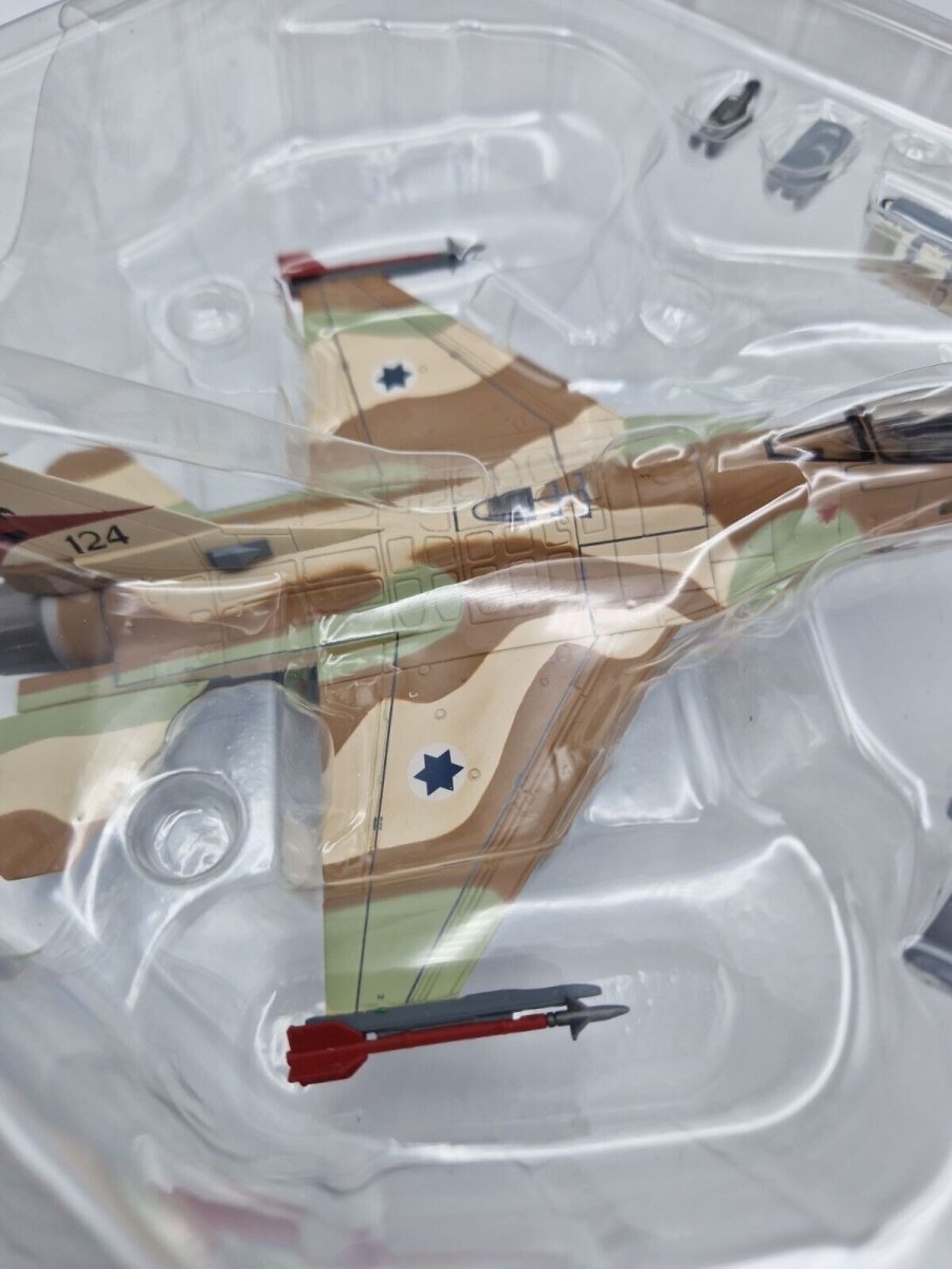 Hobby Master 1:72 F - 16A Netz IDF/AF 115th (Flying Dragon) Sqn Israel HA3825 - Hobby Master