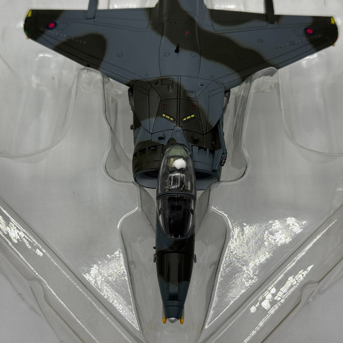 Hobby Master 1:72 Harrier AV - 8B Plus II, Final Flight "ZG506" Diecast HA2613 - Hobby Master