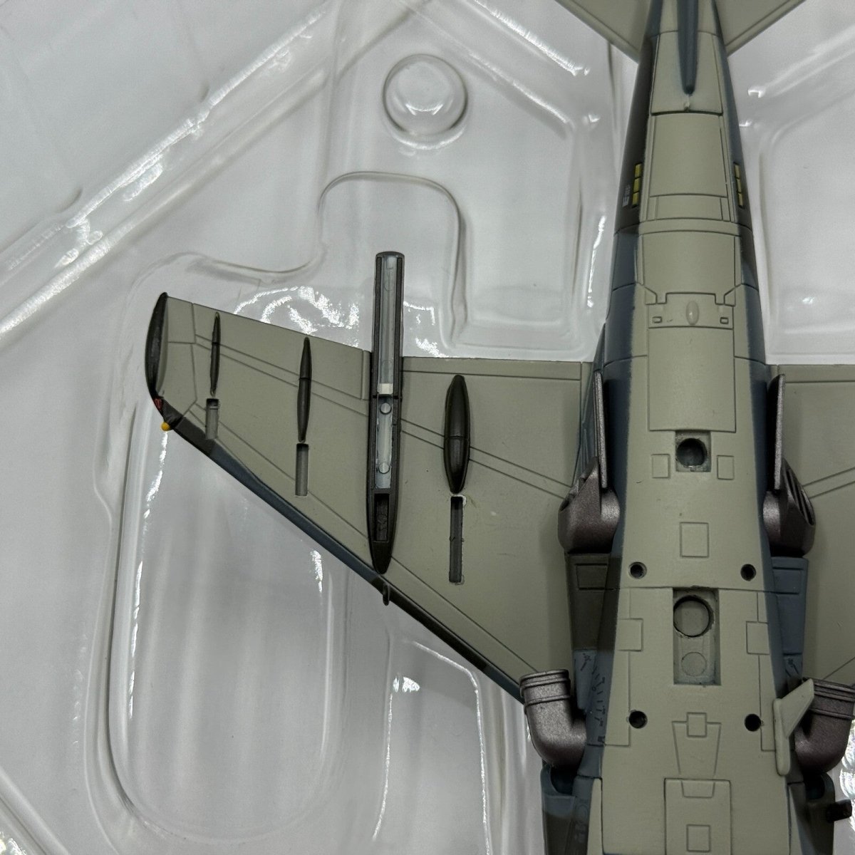 Hobby Master 1:72 Harrier AV - 8B Plus II, Final Flight "ZG506" Diecast HA2613 - Hobby Master