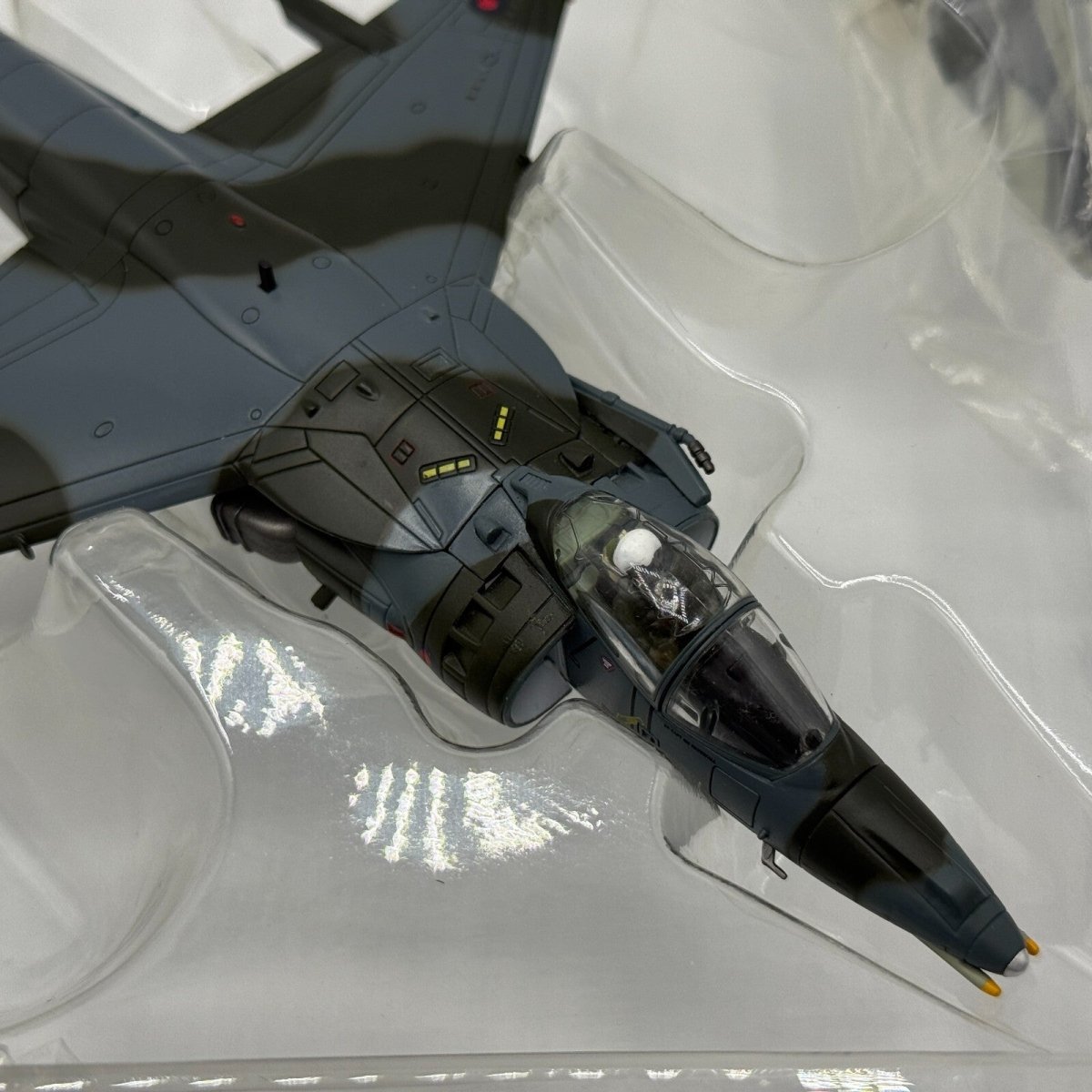 Hobby Master 1:72 Harrier AV - 8B Plus II, Final Flight "ZG506" Diecast HA2613 - Hobby Master