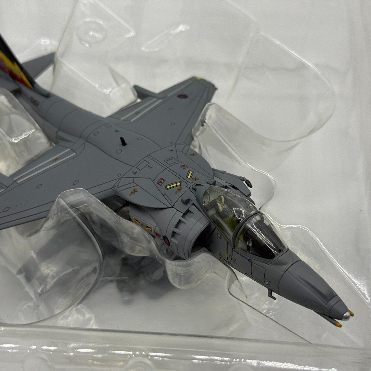 Hobby Master 1:72 Harrier II Plus, 4 Sqn Disbandment Scheme HA2611 - Hobby Master