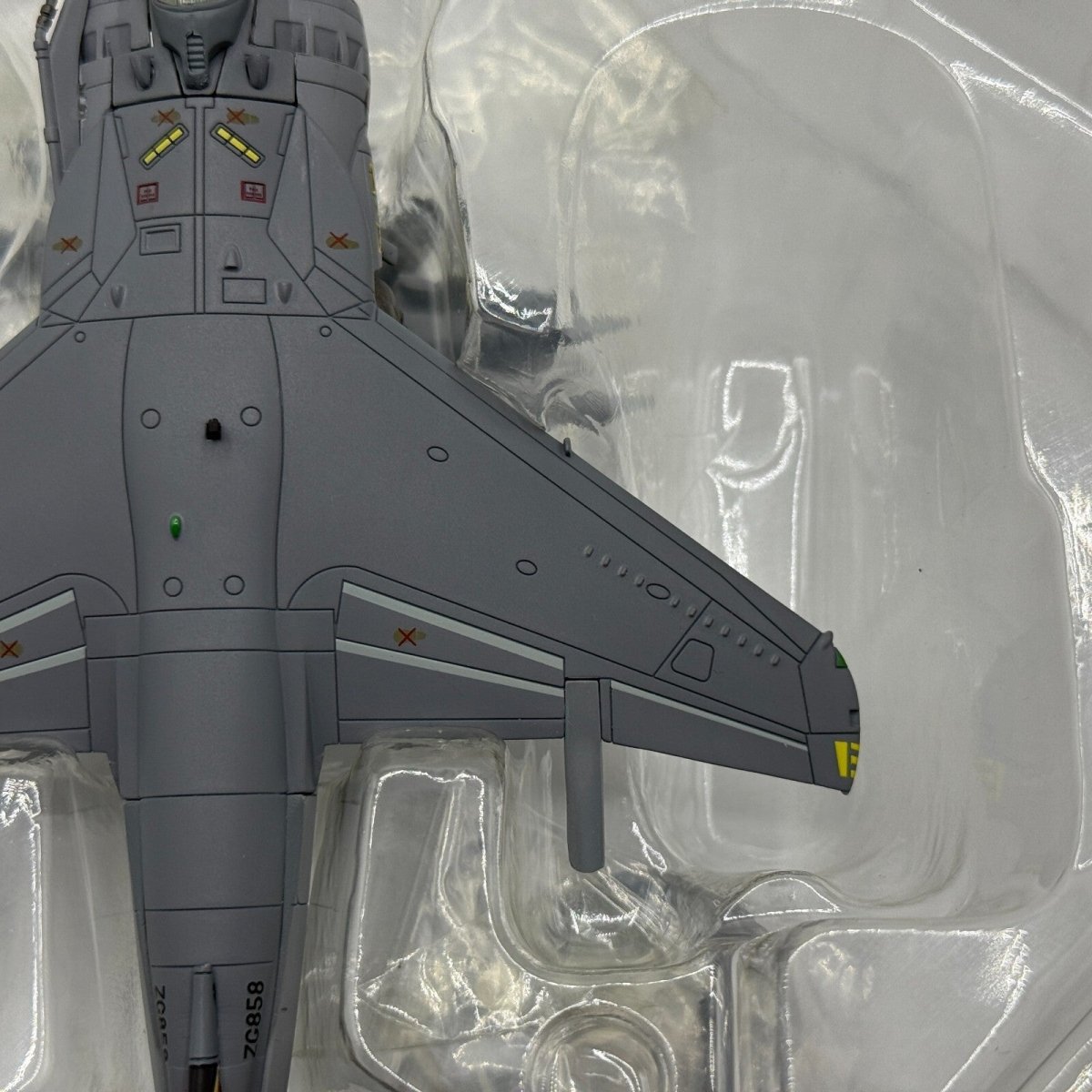 Hobby Master 1:72 Harrier II Plus, 4 Sqn Disbandment Scheme HA2611 - Hobby Master