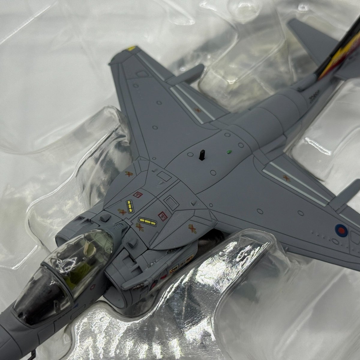 Hobby Master 1:72 Harrier II Plus, 4 Sqn Disbandment Scheme HA2611 - Hobby Master