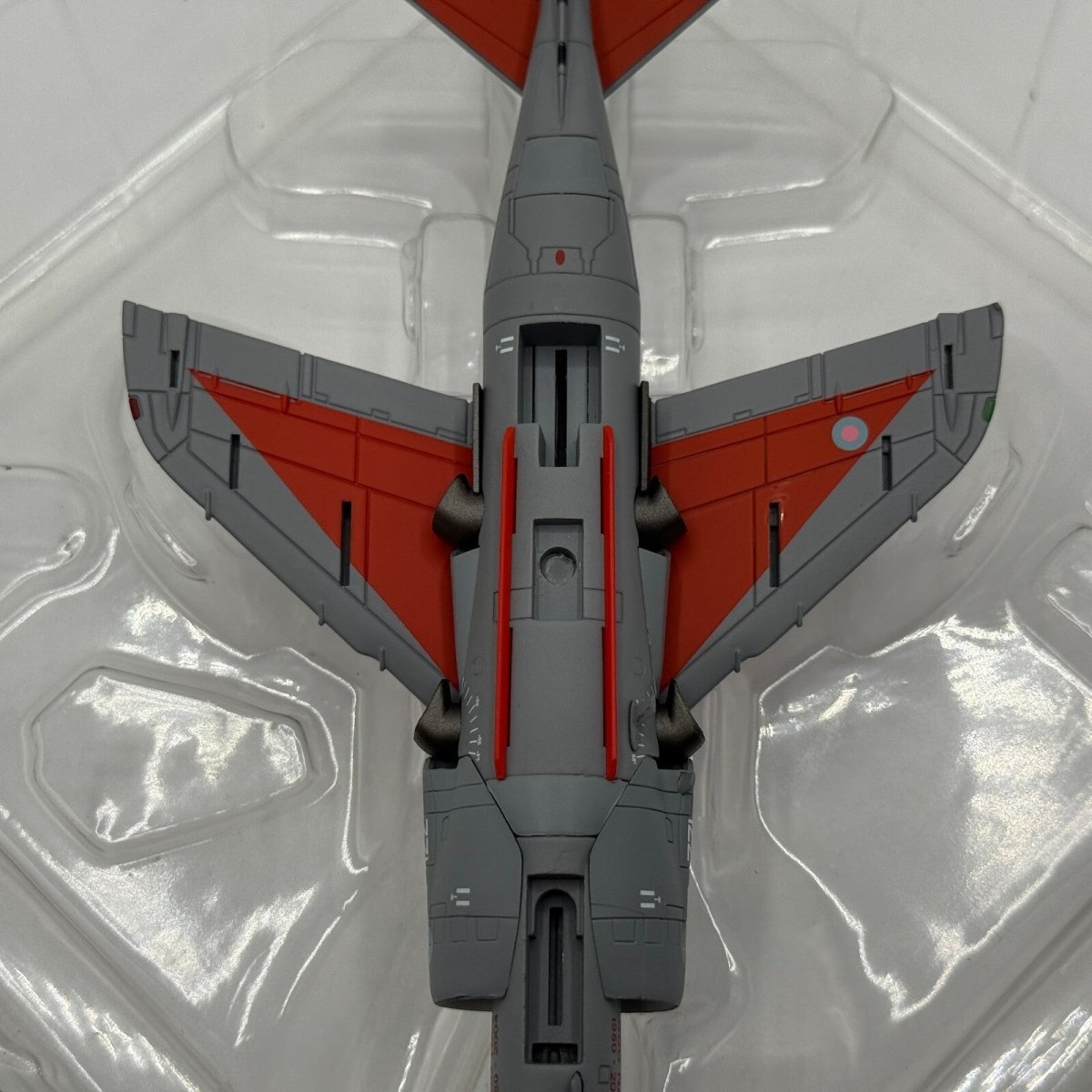 Hobby Master 1:72 Sea Harrier FA.2 ZD613/R - 122 800 Sqn 2004, Diecast HA4101 - Hobby Master
