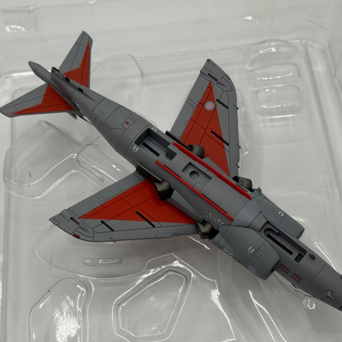 Hobby Master 1:72 Sea Harrier FA.2 ZD613/R - 122 800 Sqn 2004, Diecast HA4101 - Hobby Master