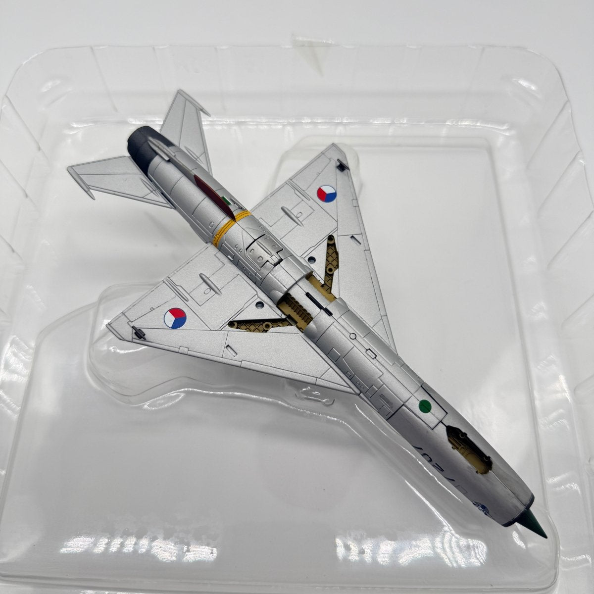 Hobby Master HA0186 1:72 MiG - 21PFM Fishbed Black 7207 Czechoslovakia 1991 - Hobby Master
