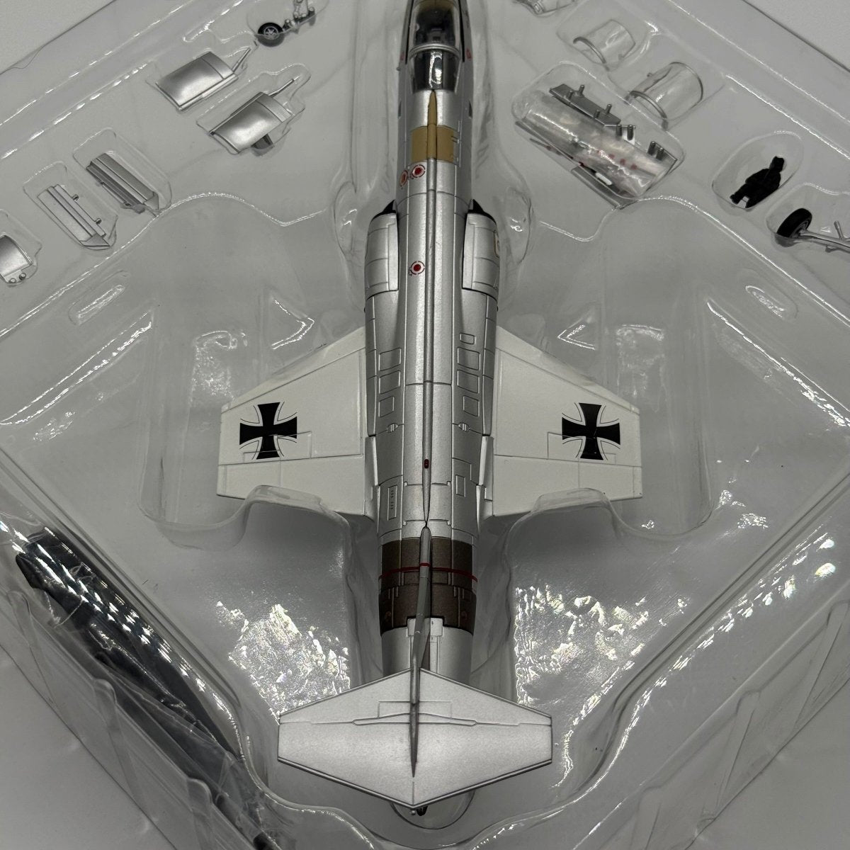 Hobby Master HA1043 1:72 Lockheed F - 104G Starfighter JA+240 JG 71 1965 - Hobby Master