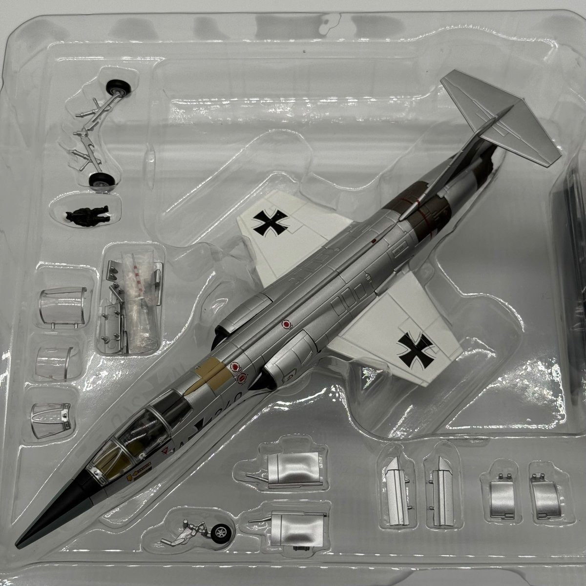 Hobby Master HA1043 1:72 Lockheed F - 104G Starfighter JA+240 JG 71 1965 - Hobby Master