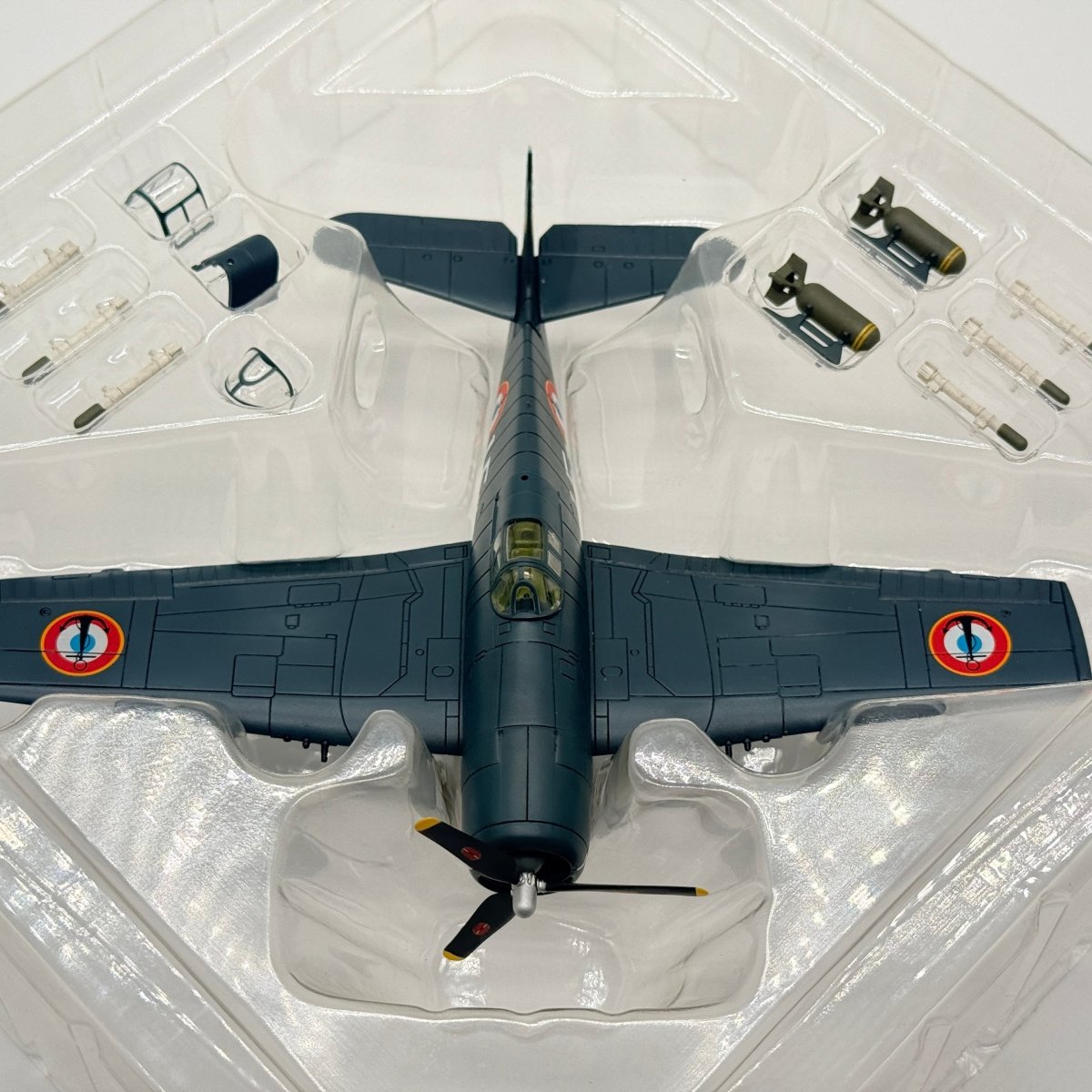 Hobby Master HA1103 1:72 Grumman F6F Hellcat Aeronavale Flotille 1F - Hobby Master