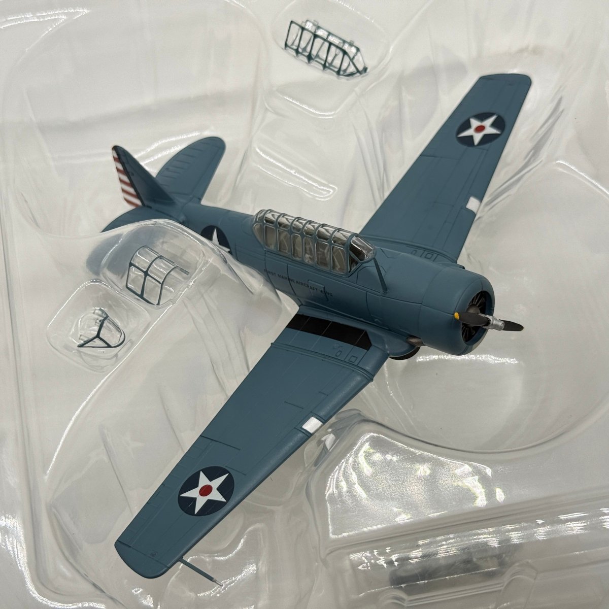 Hobby Master HA1512 1:72 North American SNJ-3 USMC 1st MAW Quantico 1942 - Hobby Master