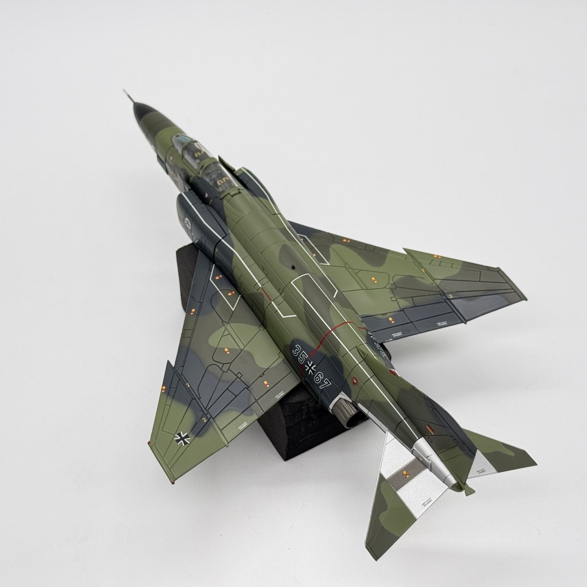 Hobby Master HA19050 1:72 McDonnell Douglas RF-4E Phantom II Luftwaffe AufklG 52 35+67 Leck AB Germany 1992 - Hobby Master