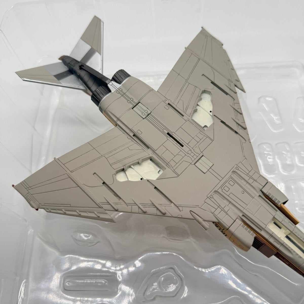 Hobby Master HA1925 1:72 F - 4E Phantom II 3 - 6684 32nd TFW IRIAF 1986 - Hobby Master