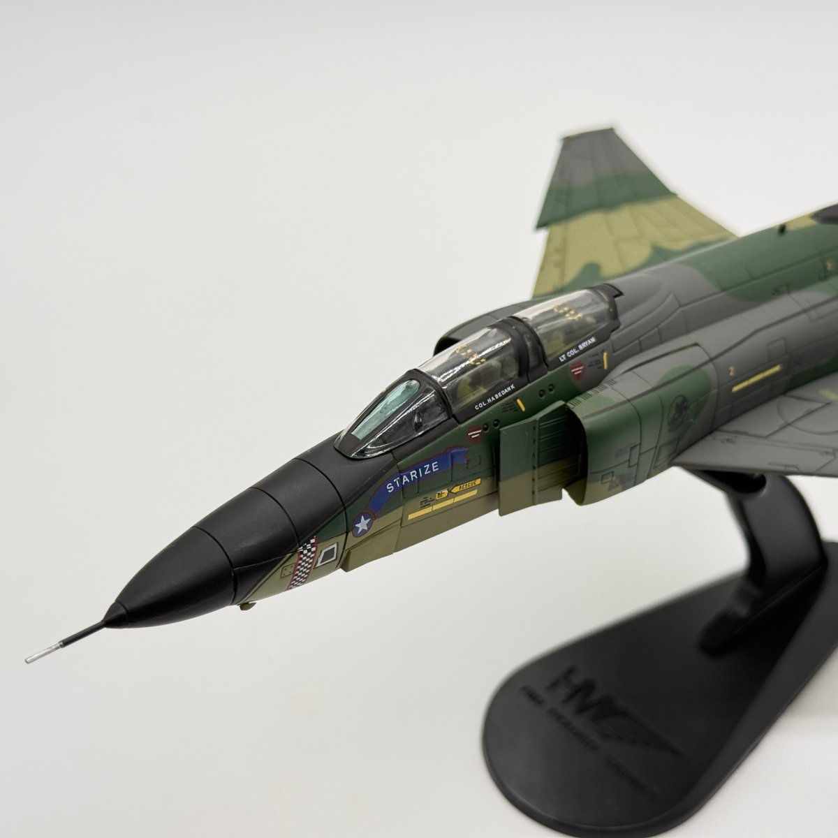 Hobby Master HA1958 1:72 McDonnell Douglas RF-4C Phantom II USAF 10th TRW 1st TRS 68-0657 Starize RAF Alconbury 1986 - Hobby Master