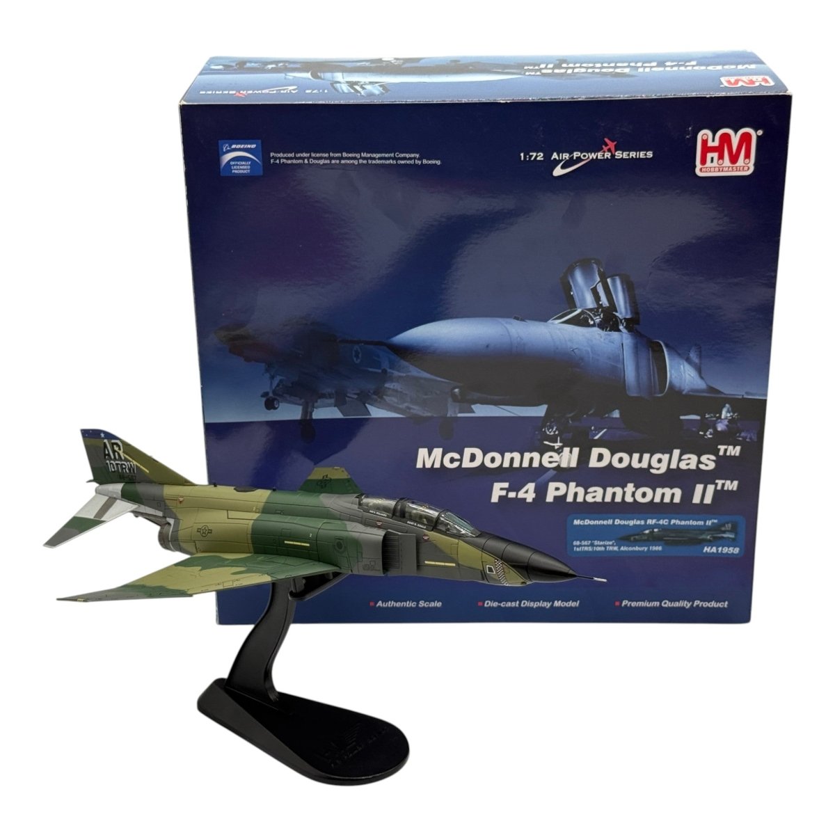 Hobby Master HA1958 1:72 McDonnell Douglas RF-4C Phantom II USAF 10th TRW 1st TRS 68-0657 Starize RAF Alconbury 1986 - Hobby Master