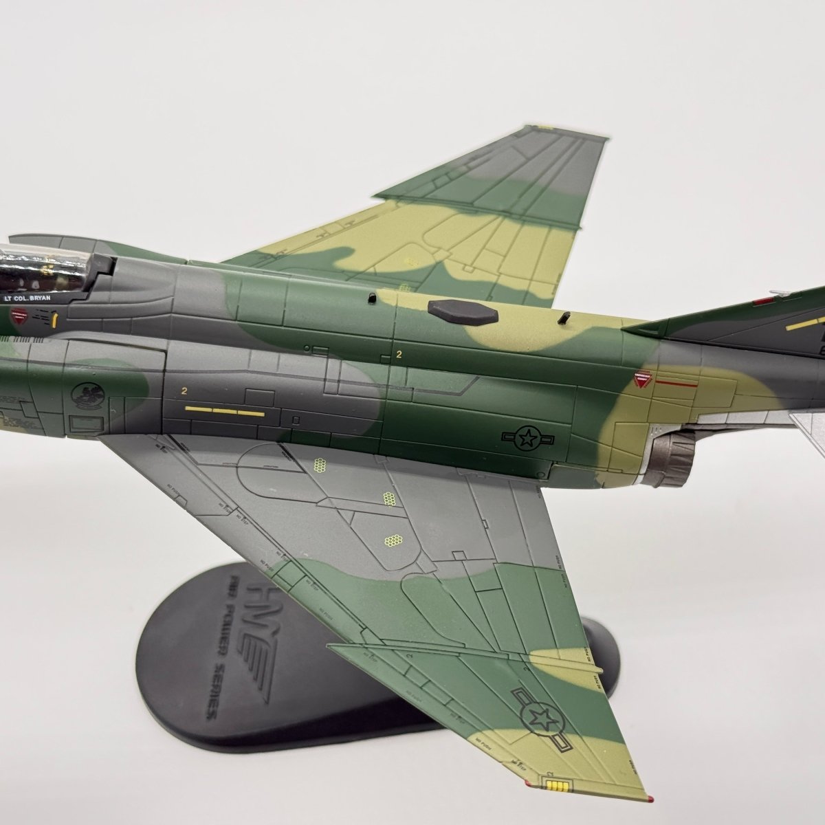 Hobby Master HA1958 1:72 McDonnell Douglas RF-4C Phantom II USAF 10th TRW 1st TRS 68-0657 Starize RAF Alconbury 1986 - Hobby Master