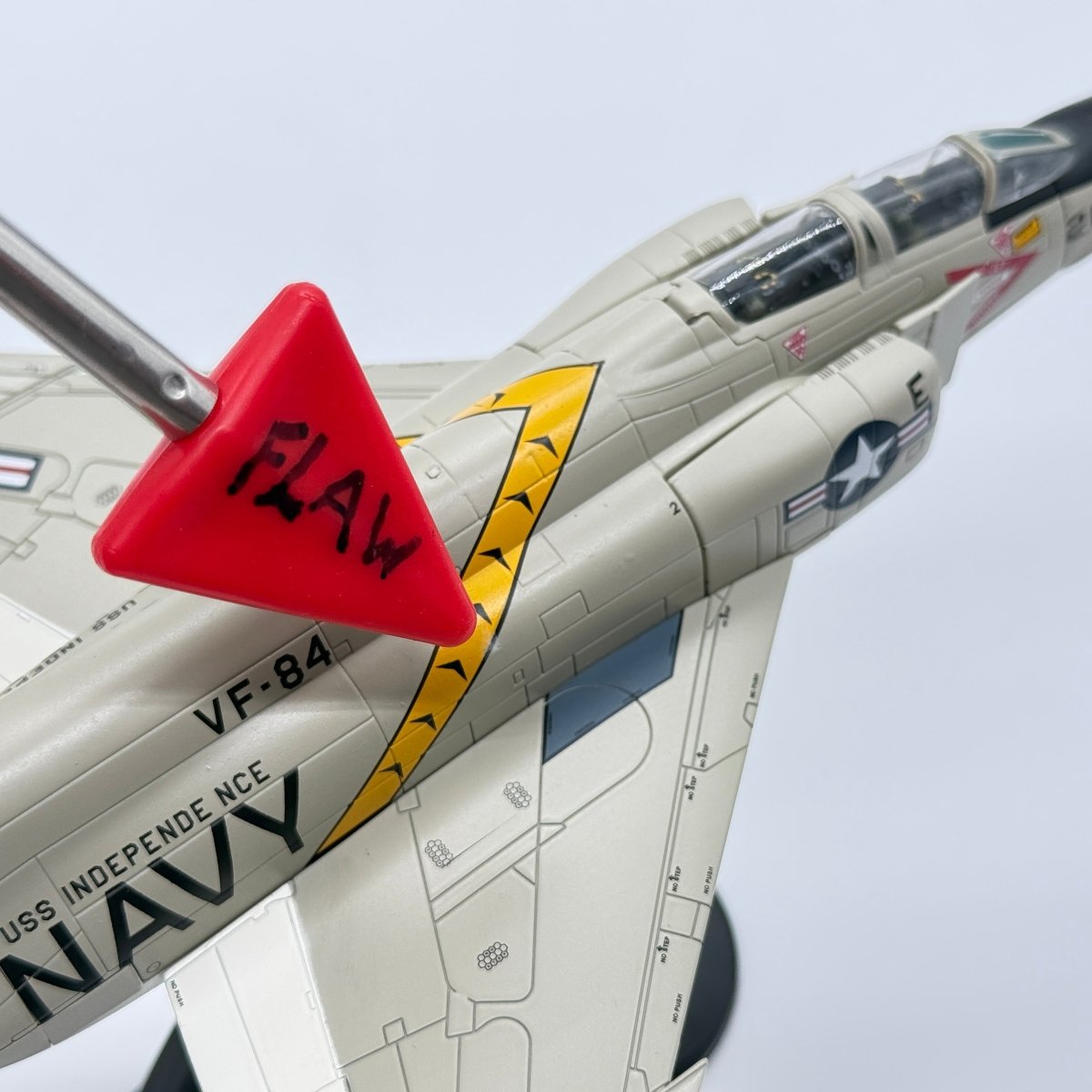 Hobby Master HA1968 1:72 McDonnell Douglas F-4B Phantom II US Navy VF-84 Jolly Rogers AG206 USS Independence Gulf of Tonkin 1965 - Hobby Master