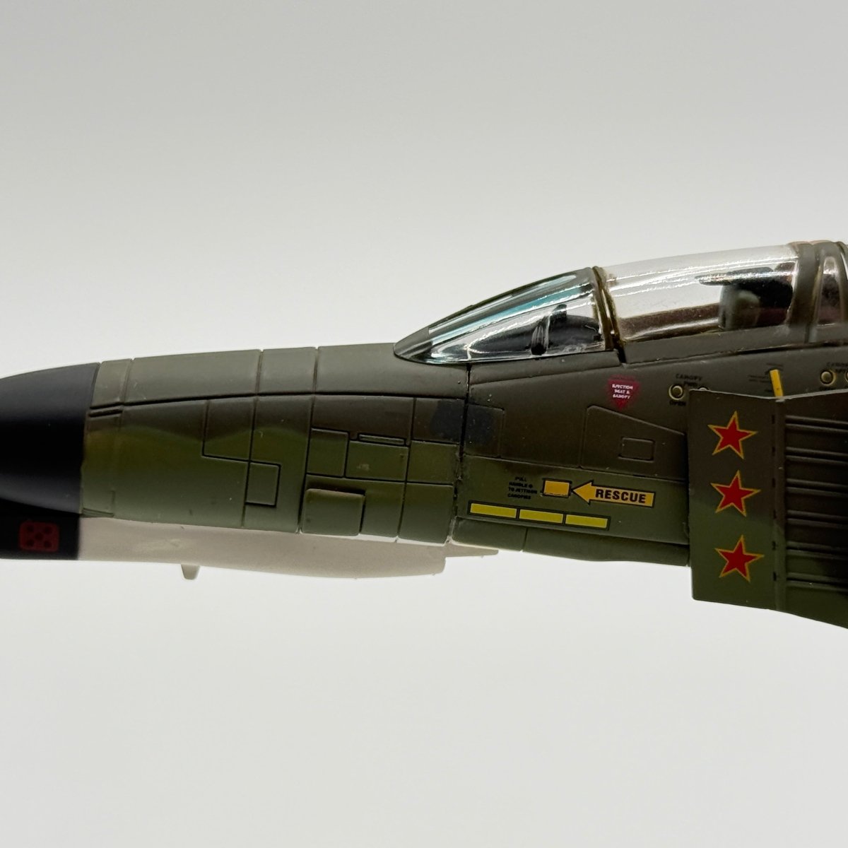 Hobby Master HA1981 1:72 McDonnell Douglas F-4G Wild Weasel USAF 37th TFW 563rd TFS 69-7582 George AFB 1980s - Hobby Master